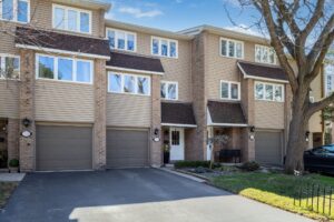 2224 Marine Dr, Oakville